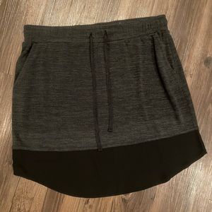 NWOT Lou & Grey Knit Mixed Media Skirt